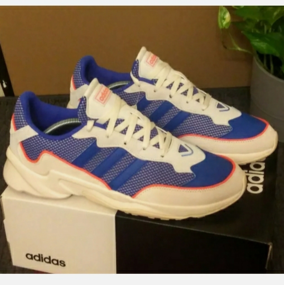 Adidas Originals 20-20 FX Casual Sneakers
